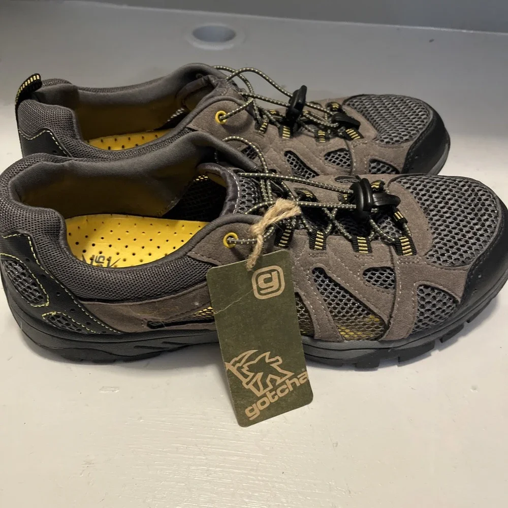 Gotcha Trekker Taupe Vented Soles Stay Tight Laces‎ Men's Hiking Shoes Size 11